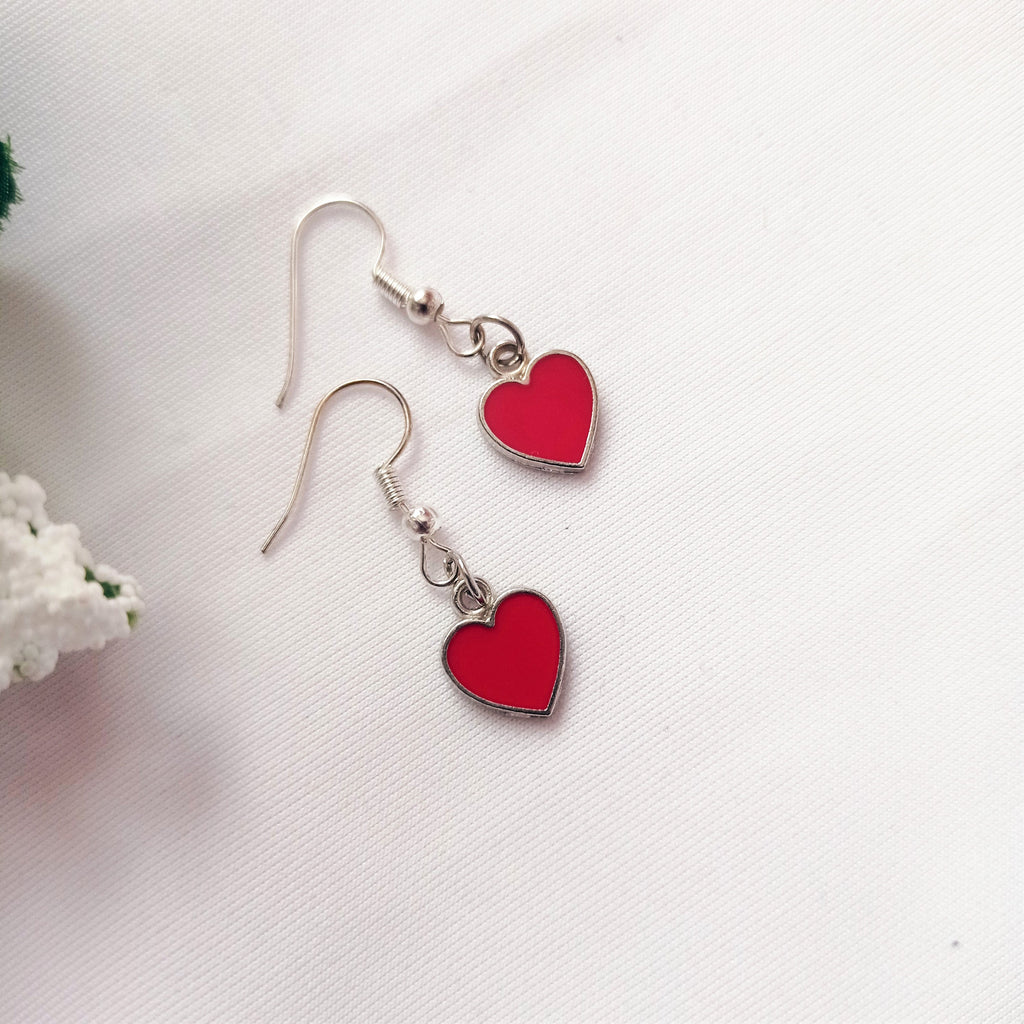 Classic Red Hearts Earrings, Playing Cards inspired Queen of Hearts